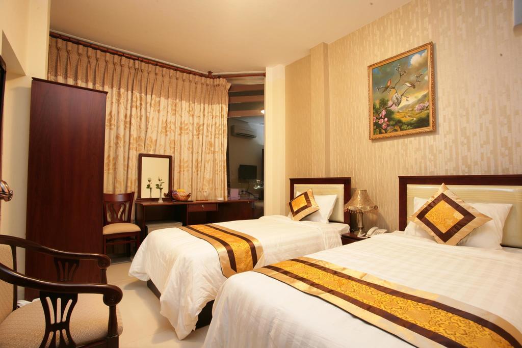 Nhat Hoang Hostel Ho Chi Minh City Exterior photo